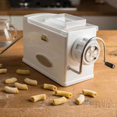 Marcato Regina Pasta Machine - 2