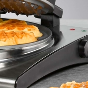 Rommelsbacher Single Slot Waffle Maker, Clover Pattern, 180 mm Waffle Diameter - 7